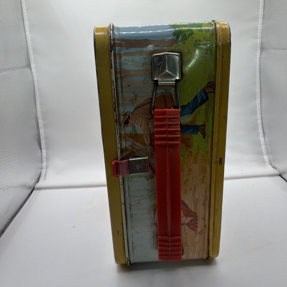 Kung Fu 1974 Vintage Metal Lunch Box No Thermos. David Carradine. - Picture 6 of 8